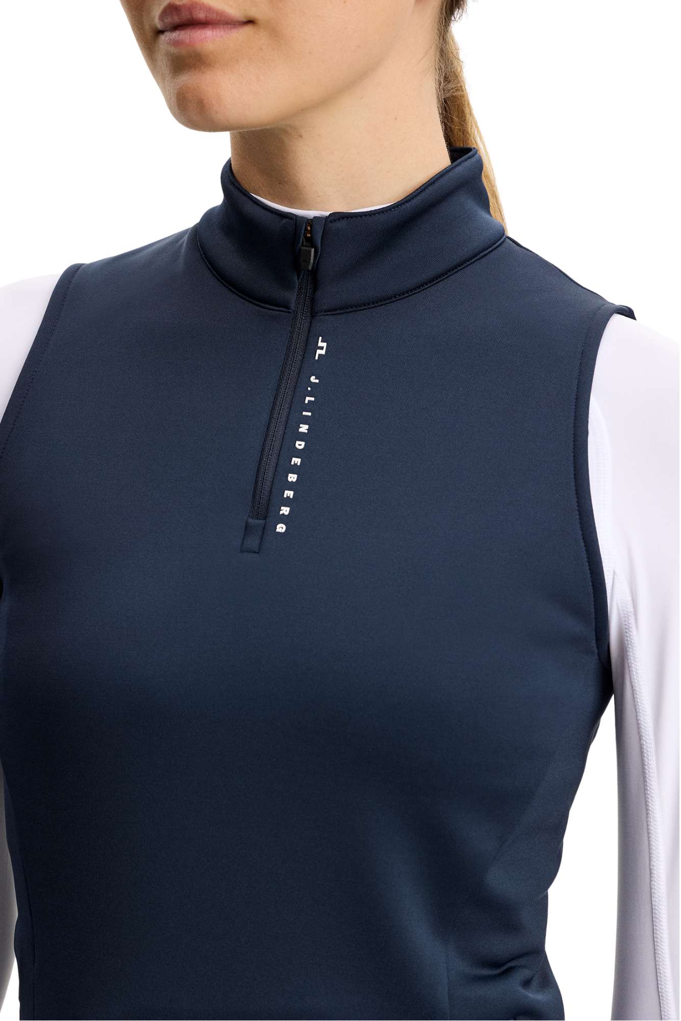 Lindeberg_Jess_Jersey_Damenweste__2026_Navy_GWJS16002_6855