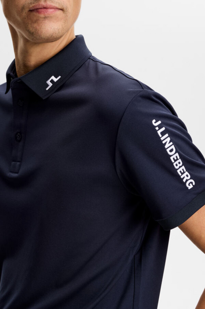 Lindeberg_Tour_Tech_Herrenpoloshirt_GMJT14647