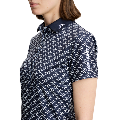 Lindeberg_Tour_Tech_Print_Damen_Poloshirt_2026_Cardi_Jacquard_S_-_Navy_GWJT14815_O632