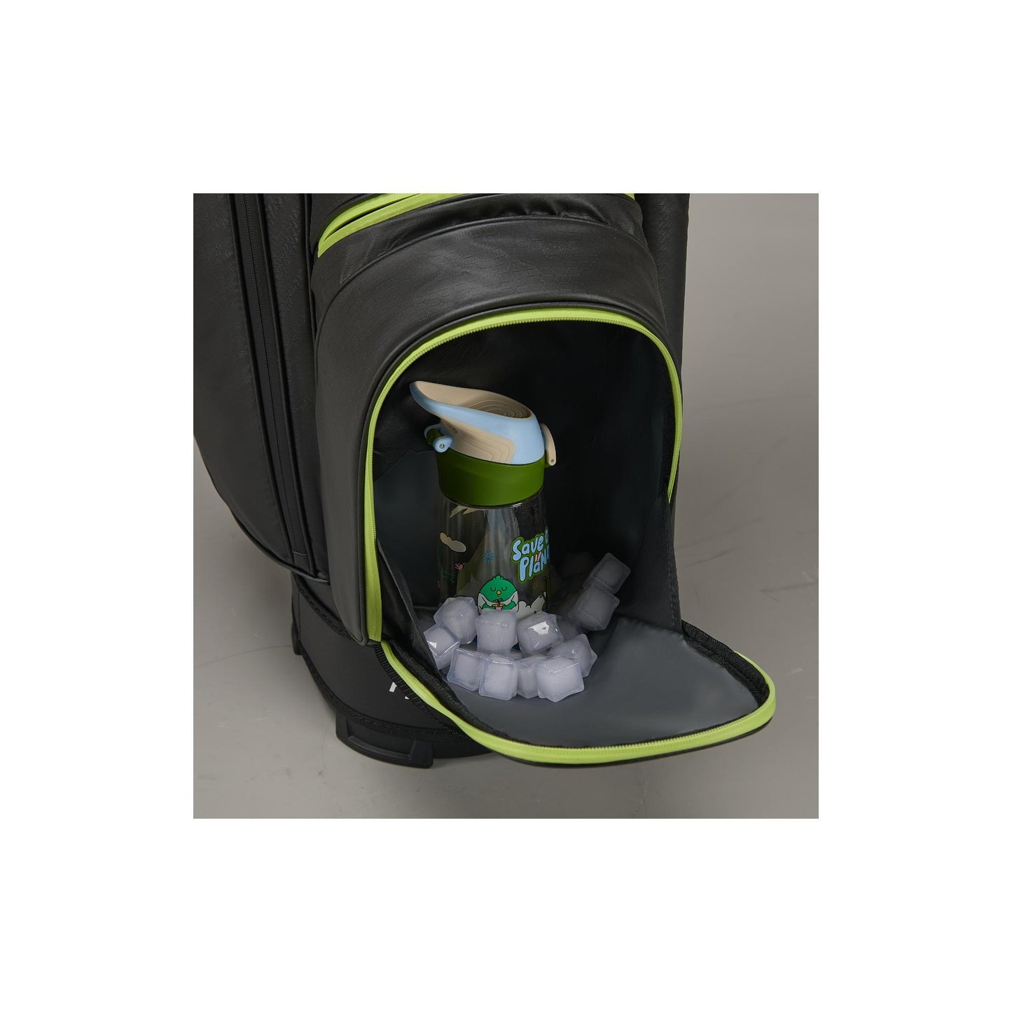 RYDZ_Lucky_Nine_Water_Resistant_Cartbag-RY76156