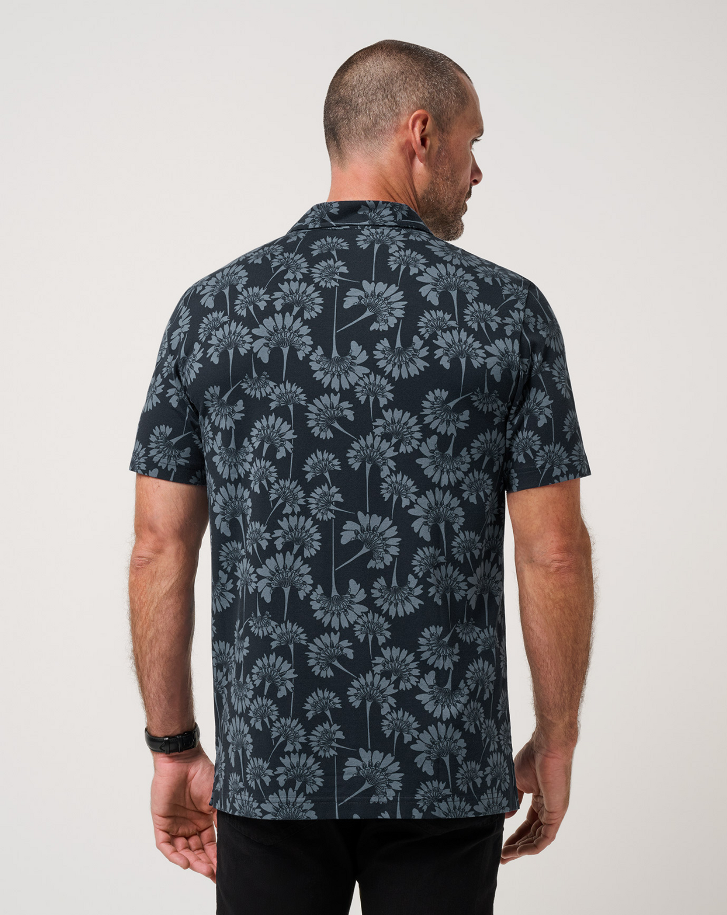 TravisMathew_Comfortknit_Breeze_Poloshirt_Herren_4TOS